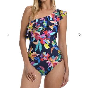 NWT La Blanca By The Sea One Shoulder
Ruffle Mio